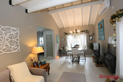Casa En Venta En Beccar