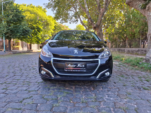 Peugeot 208 1.6 Allure Nav Tiptronic