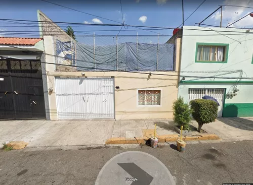 Casas De Recuperacion De Infonavit En El Estado De Mexico en Casas en Venta  en Tlalnepantla de Baz | Metros Cúbicos