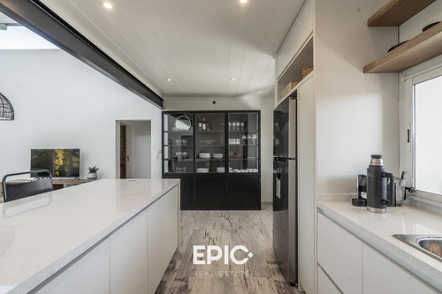 Casa En Venta En Ecuestre