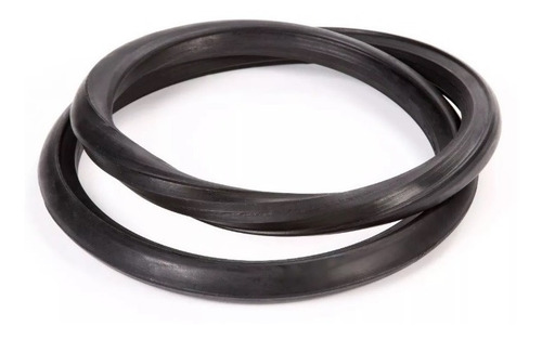 Imagen 2 de 6 de Cubierta Maciza Goma Negra Silla De Ruedas 60cm (2 Unidades)