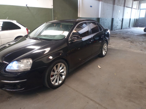 Volkswagen Vento 2.5 Luxury 170cv
