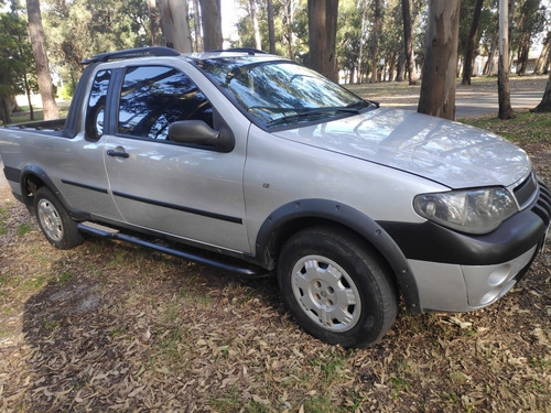 Fiat Strada 1.8 Adventure Cab Exten Aa+da 2008