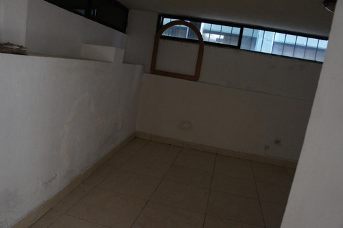 Edificio Para Oficinas Col. Sanchez