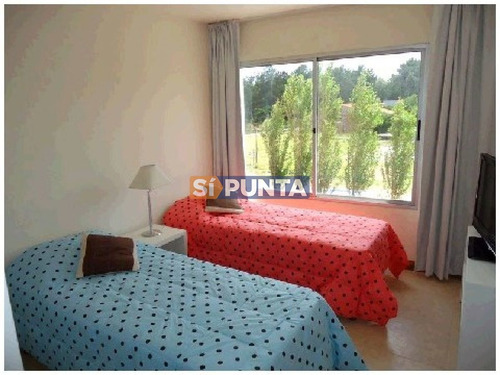 Imagen 9 de 10 de Apartamento En Playa Mansa