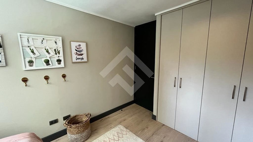 Departamento En Venta De 3 Dorm. En Vitacura