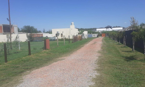 Hermosa Quinta En Levene, Cañuelas. A Terminar.