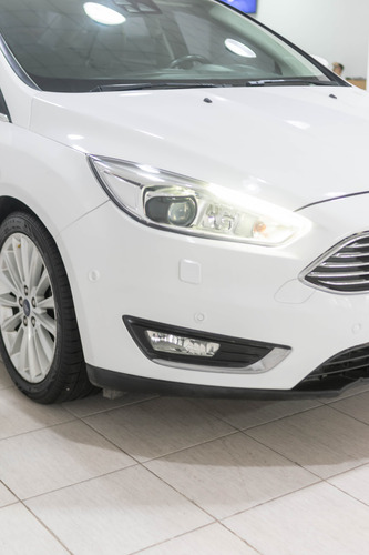 Ford Focus III 2.0 Sedan Titanium At6