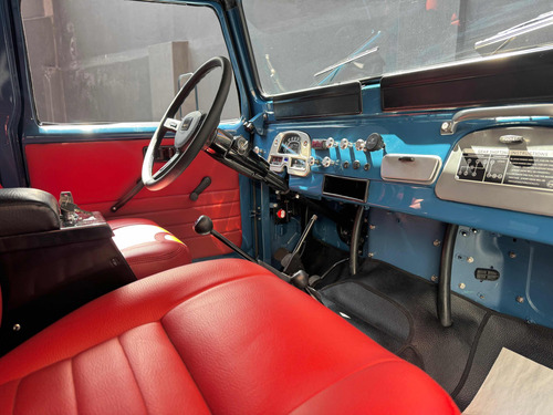 Toyota Land Cruiser 4.2 Fj43