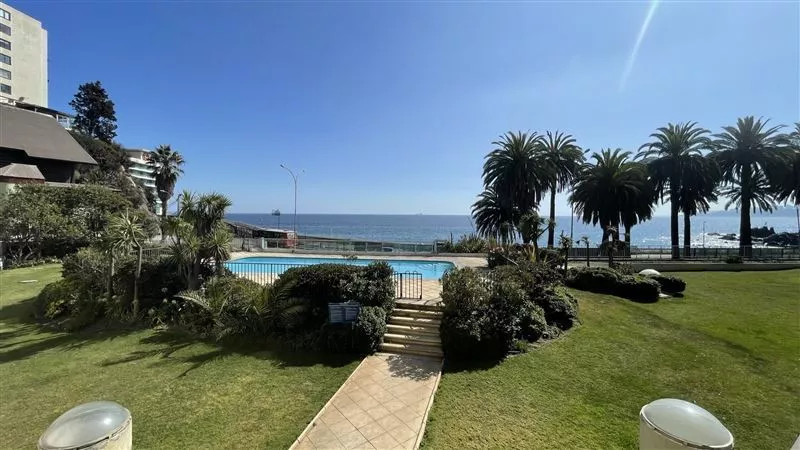 Departamento En Venta De 4 Dorm. En Viña Del Mar