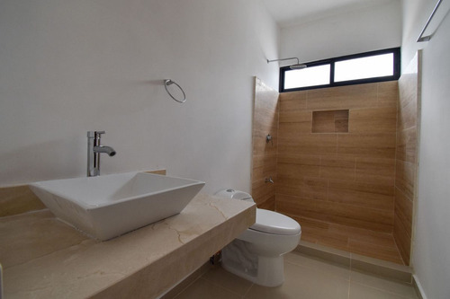 Casa (238) En Privada Tamora En Conkal