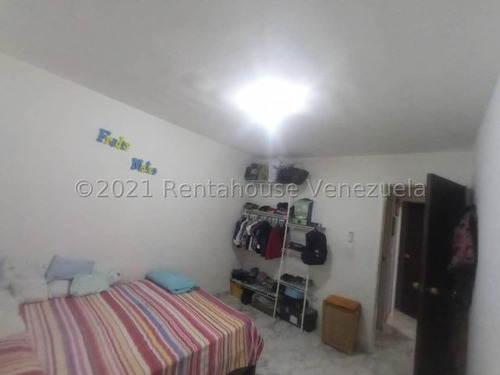 Imagen 11 de 30 de Casa En Venta Urbanizacion Roca Del Norte Barquisimeto Lara Rah 23-4511 // Invierta Seguro Con Rentahouse//