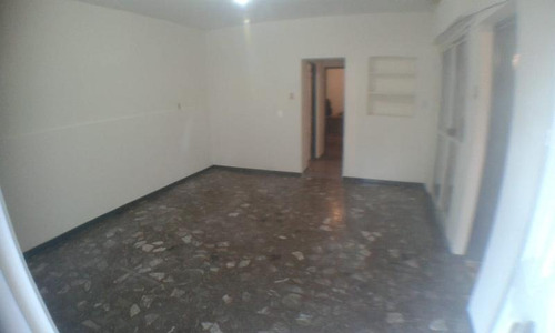 Imagen 4 de 15 de Departamento En Avellaneda -oportunidad-