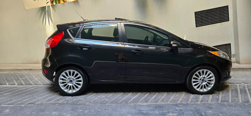 Ford Fiesta Kinetic 1.6 Se Plus Powershift 120cv