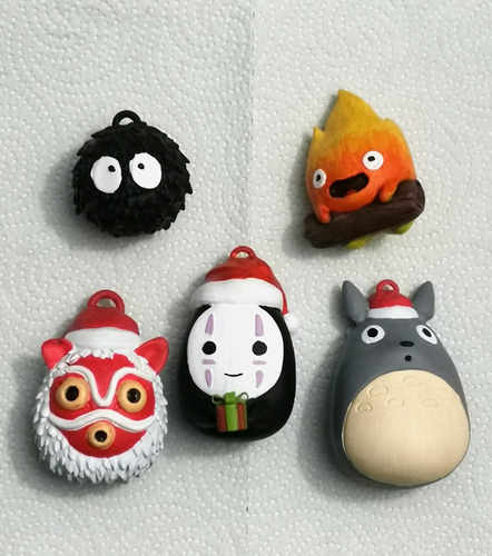 Imagen 3 de 3 de Adornos Navideos De Studio Ghibli- Arte Plastico