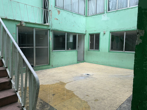 Casa Con Uso Desuelo En Venta En Jardin Balbuena, Cdmx
