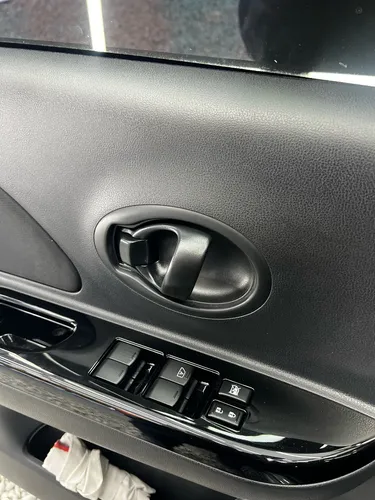 Nissan March 1.6 Sense At