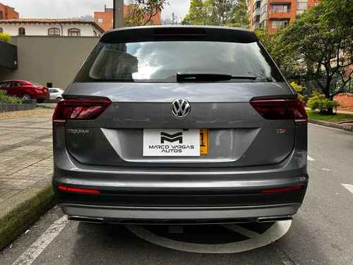 Volkswagen Tiguan Allspace Comfortline 1.4 Tsi