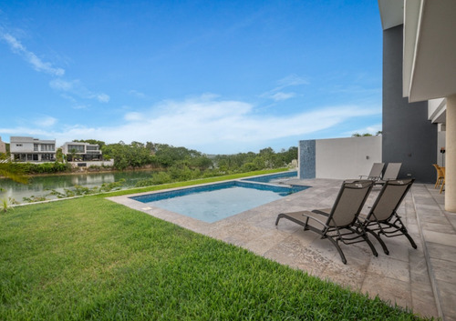 Casa En Venta En Lagos Del Sol Cancun