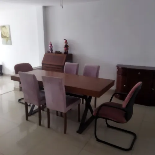 Casa Grande Y Moderna
