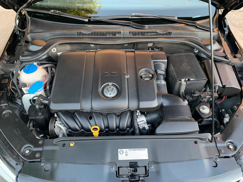 Imagen 9 de 15 de Volkswagen Vento 2015 2.5 Advance Plus 170cv Tip Automania