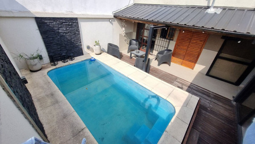 Casa 5 Ambientes Pileta Lavadero Cochera Y Quincho