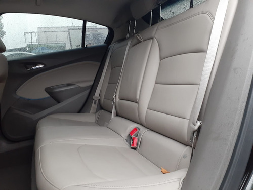 Imagem 13 de 14 de Chevrolet Cruze