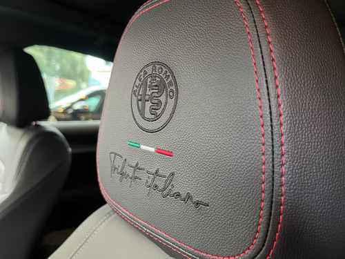 Alfa Romeo Stelvio 2.0 280cv At Q4 Veloce