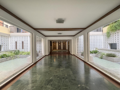 Venta Departamento 4 Amb. Con Cochera - Retiro