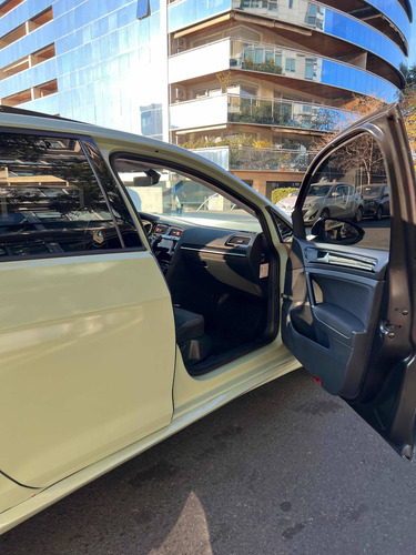 Imagen 10 de 22 de Volkswagen Golf 2018 1.4 Highline Tsi Dsg