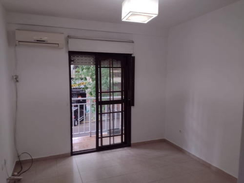 Departamento De 1 Dormitorio 11 43 Y 44