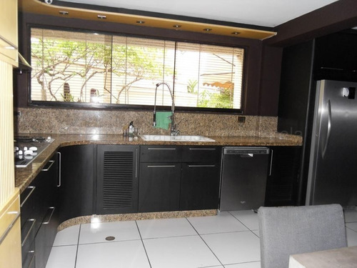 Imagen 11 de 15 de Leida Falcon Rentahouse Vende Casa En La Viña Valencia 22-13902 Lf