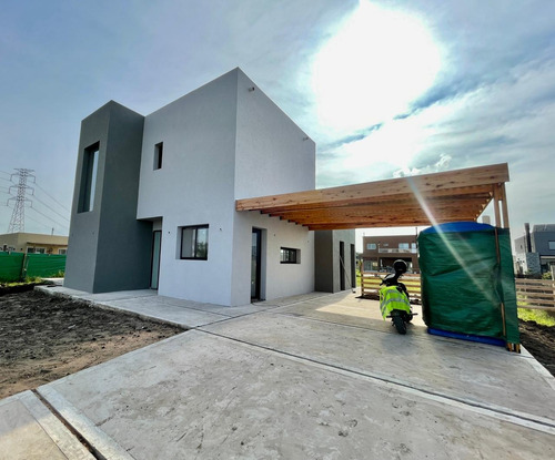 Casa En Construcción En Cub De Campo Manuel Belgrano