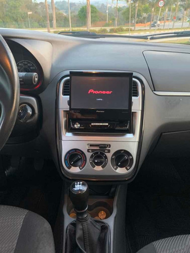 Fiat Punto 2011 1.4 Attractive Flex 5p