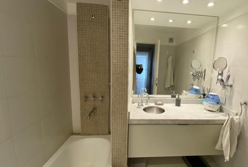 Departamento En Venta - 2 Dormitorios 3 Baños - Las Cañitas