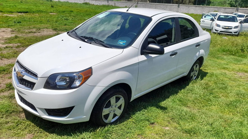 Imagen 2 de 15 de Chevrolet Aveo 2018 1.6 Ls Mt