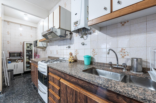 Ph De 3 Ambientes Con Patio Y Terraza En Venta En Chacarita