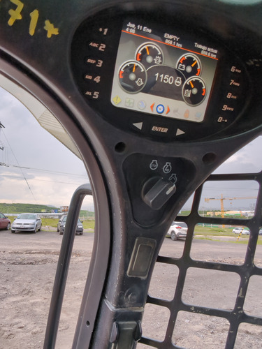 2017 Mini Cargador Bobcat S650