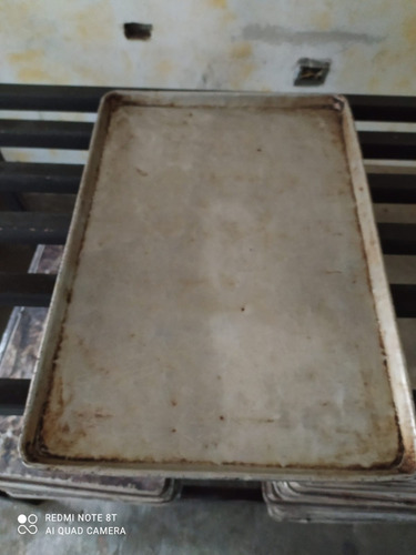 Imagen 4 de 5 de Bandejas De Panadería Lisas Y Perforadas (usadas)