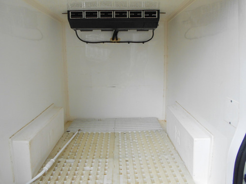 Imagem 4 de 8 de Fiorino Hd Wk E Completa Refrigerada -10c° 17/18