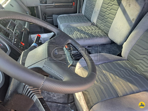 Ford Cargo 2422 6x2 No Chassis