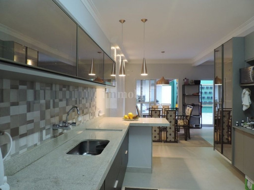 Imagem 3 de 15 de Casa Com Excelente Localização, Ao Lado Metrô Jardim São Paulo. Sendo 4 Amplas Suítes - Gv21135