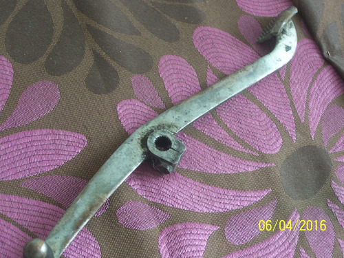 Imagen 2 de 4 de Vendo Pata-cambio Yamaha Yb 50 En Muy Buen Estado