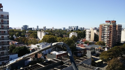 Imagen 3 de 12 de Semipiso De 3 Amb C/balcon Y Cochera. Edificio Con Amenities.