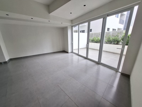 Apartamento En Alquiler En Serrallés, Santo Domingo