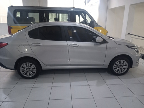 Imagem 9 de 14 de Fiat Cronos 2019 1.3 Drive Flex 4p