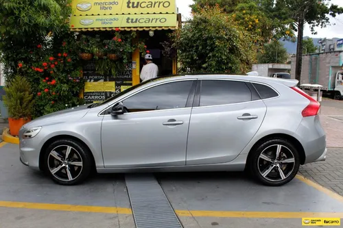 Volvo V40 2.0 T4 R-Desing Turbo