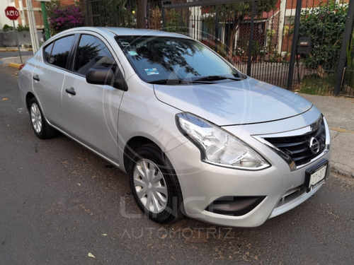 Nissan Versa 1.6 Drive At 2017