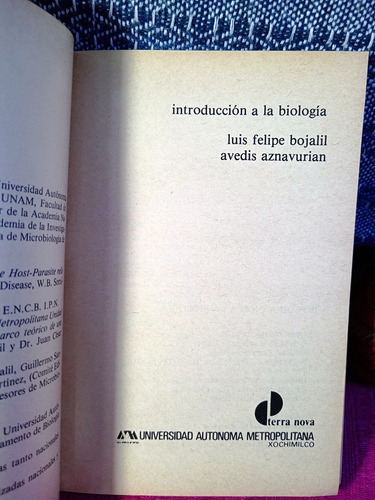 Introducción A La Biología Luis Felipe Bojalil Y Avedis Azn