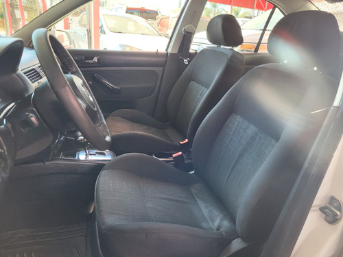 Volkswagen Jetta 2.0 Cl Abs At